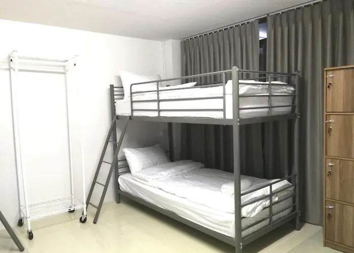 Room58 Aparthotel 2*